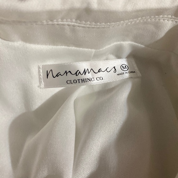 Women’s blouse and shorts - Picture 4 of 4